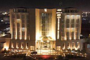 فندق قصر الخورنق يحتضن ندوة اتحاد المقاولين العراقيين وهيئة النزاهة بحضور مصرف المشرق العربي