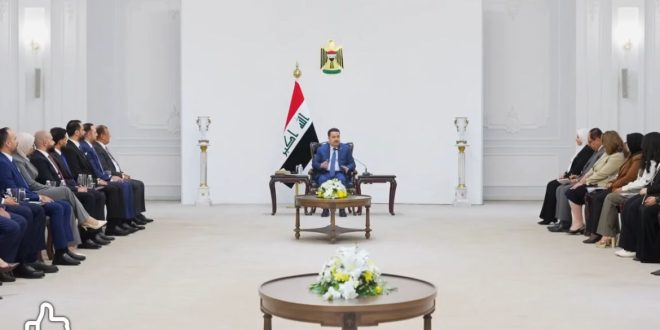 رئيس الوزراء يطلق مبادرة (بصمة) لدعم المشاريع النسوية بالقروض الميسّرة رئيس الوزراء يطلق مبادرة (بصمة) لدعم المشاريع النسوية بالقروض الميسّرة