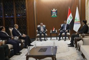 السنافي يلتقي محافظ النجف الأشرف ويبحثان الية دعم الشركات المحلية وتوفير بيئة عمل مناسبة