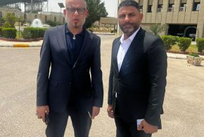 خيرُ الناسِ من نفعَ الناس
